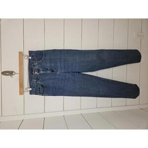 Sonoma Size 8 blue medium wash denim Mom Jeans